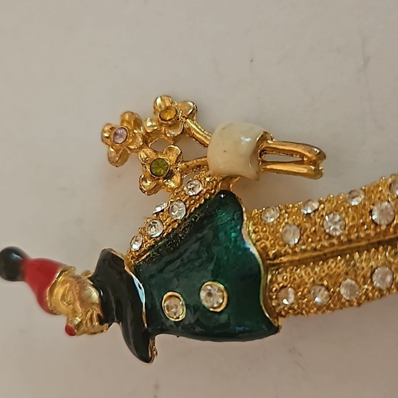 Enamel CLOWN Brooch with Rhinestones on Goldtone Metal. - Picture 3 of 6
